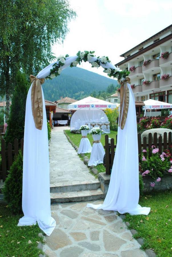 Yagodina Family Hotel Экстерьер фото